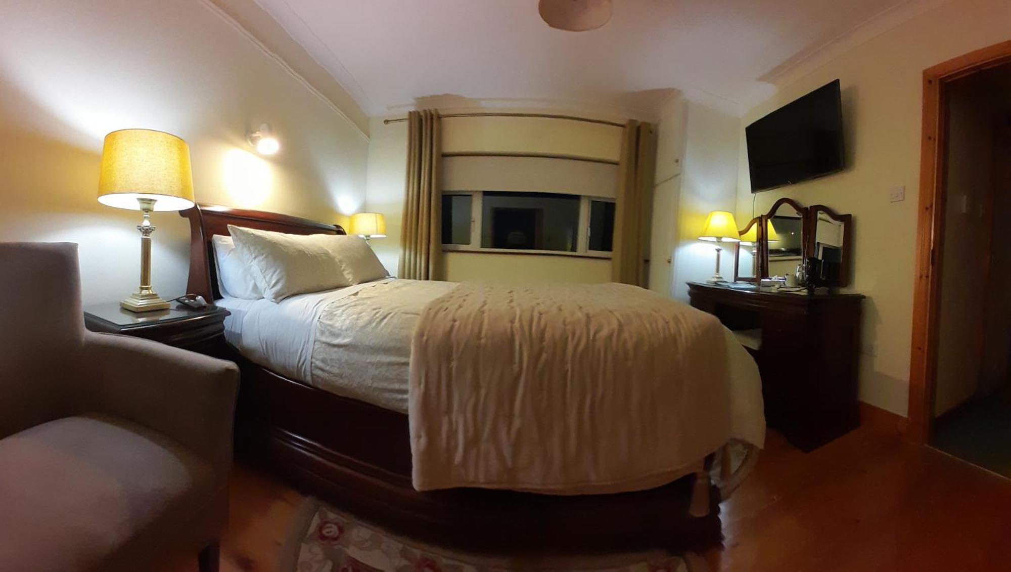 Woodhaven Manor H91Rc9D Hotel Galway Exterior photo